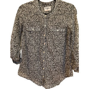 ANTHROPOLOGIE Holding Horses print cotton button down